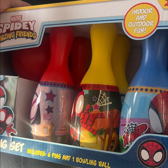 NWT Marvel Spidey Friends Colorful Bowling Set - Picture 5 of 6